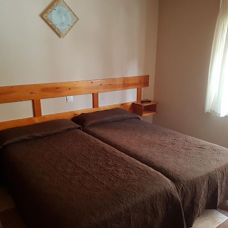 Pension Arenal Сан-Вісенте-де-ла-Баркера Екстер'єр фото
