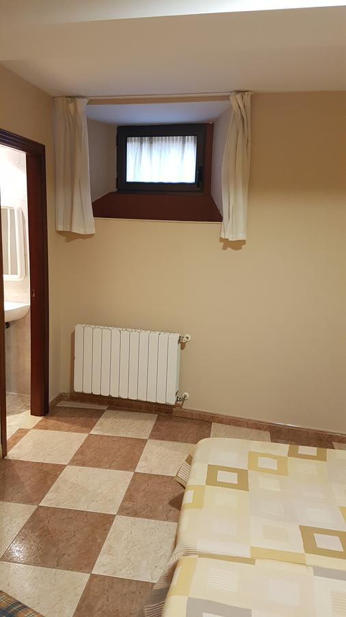 Pension Arenal Сан-Вісенте-де-ла-Баркера Екстер'єр фото